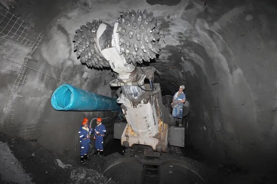 煤礦(kuang)機械的(de)分類及(jí)細分設(shè)備都有(yǒu)哪些